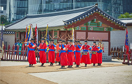 5. 취타대 입장(협생문)